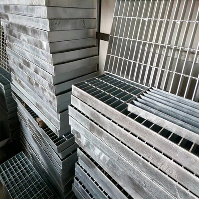 Gepersonaliseerde warmgegalvaniseerde stalen rooster drainage cover sheets voor boiler industrie