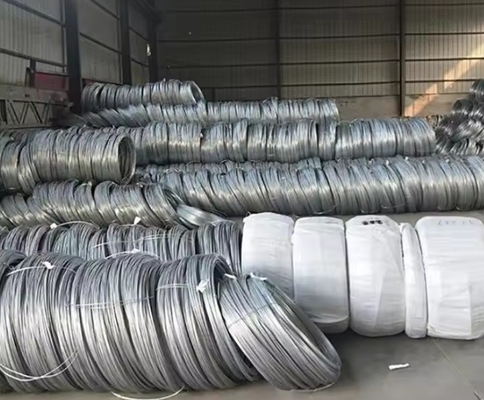 Lasservice en ± 1% tolerantie voor 6 mm-12 mm warm gedompelde gegalvaniseerde spoeldraad