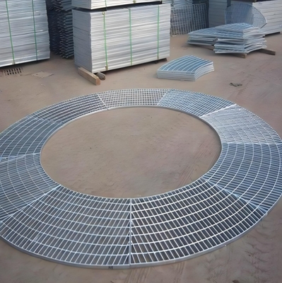 Hot-dipped gegalvaniseerd stalen rooster met industriële ontwerp stijl en 50 mm Cross bar pitch