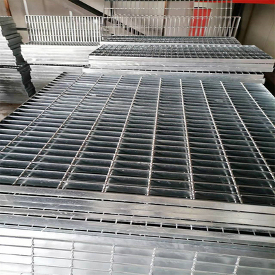 50 mm dwarsbalk pitch metaal vloer rooster met zilveren afwerking en anti-corrosie coating