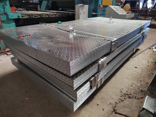 Op maat gemaakte 40g/m2 Zinklaag gegalvaniseerd patroon staal plaat 1.5/1.8/2.0*1500/1000mm