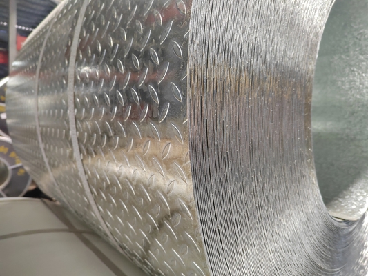 Op maat gemaakte 40g/m2 Zinklaag gegalvaniseerd patroon staal plaat 1.5/1.8/2.0*1500/1000mm