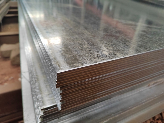 4.5/4.75/5.0*1500mm gegalvaniseerd stalen plaat maat Gezonden wereldwijd met Z41-Z60 coating